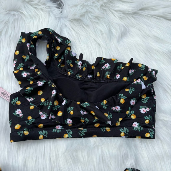 Victorias Secret Lemon Pattern Bikini Set - Picture 3 of 5